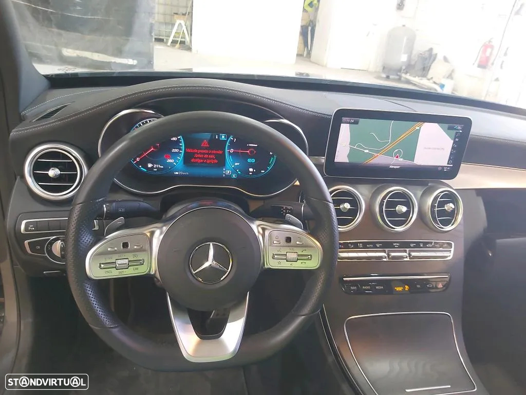 Mercedes-Benz C 300 de AMG Line - 10