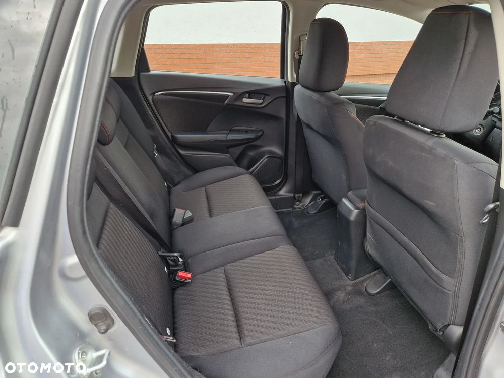 Honda Jazz 1.5 i-VTEC CVT Dynamic - 9