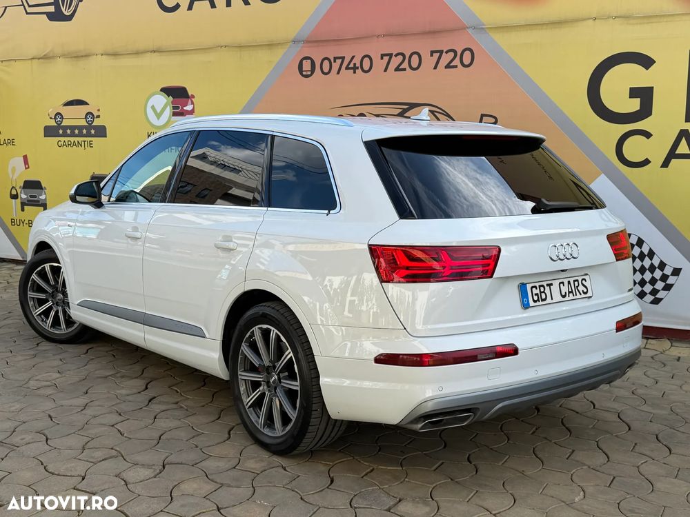 Audi Q7 - 7
