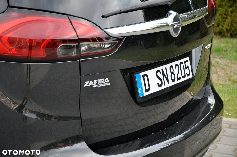 Opel Zafira - 16