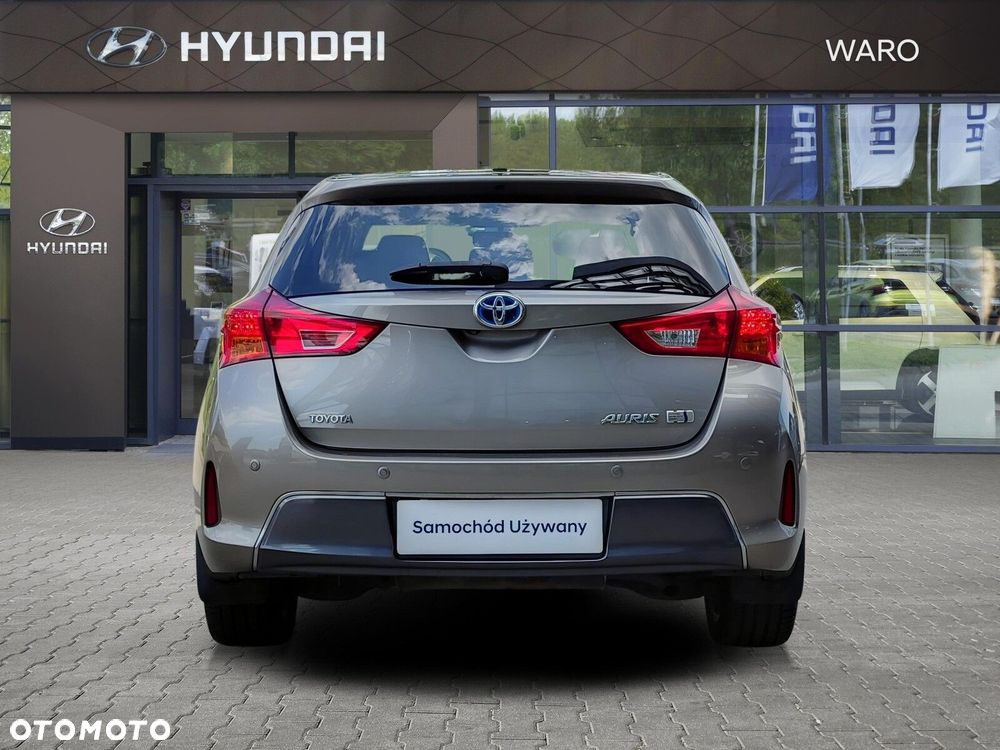 Toyota Auris Hybrid 135 Premium - 5