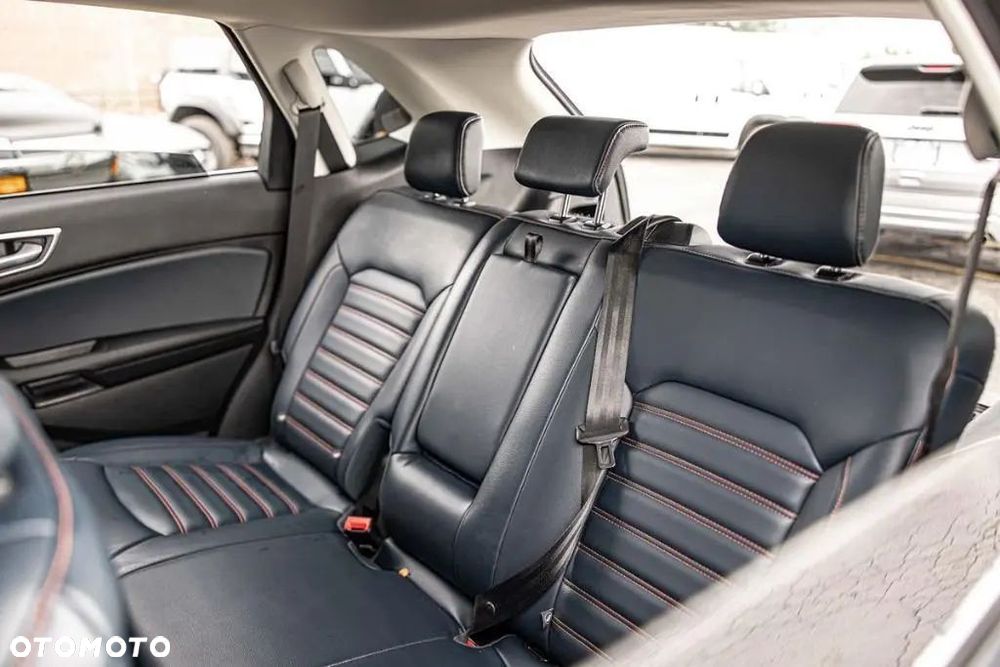Ford Edge - 16