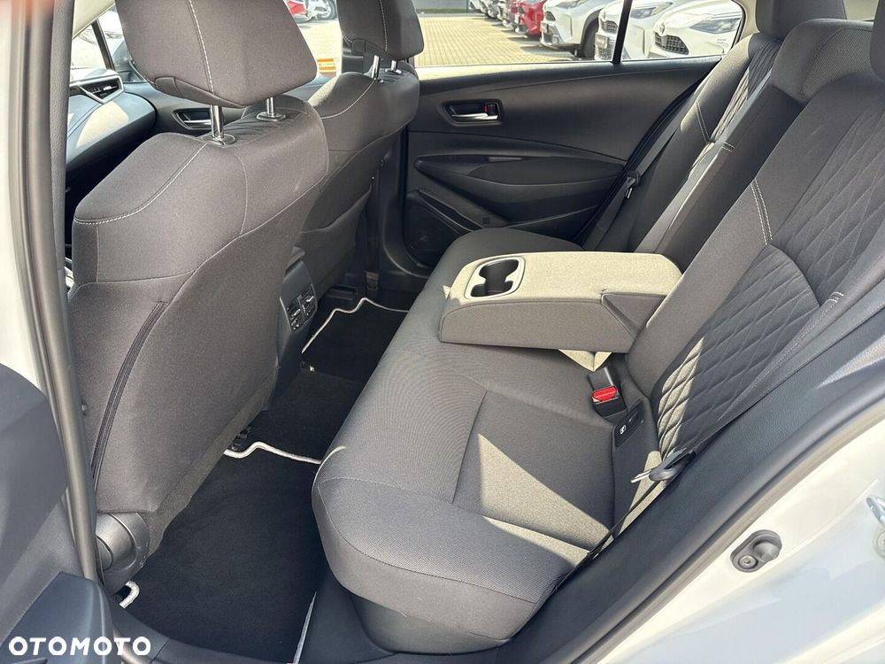 Toyota Corolla 1.8 Hybrid Comfort - 13