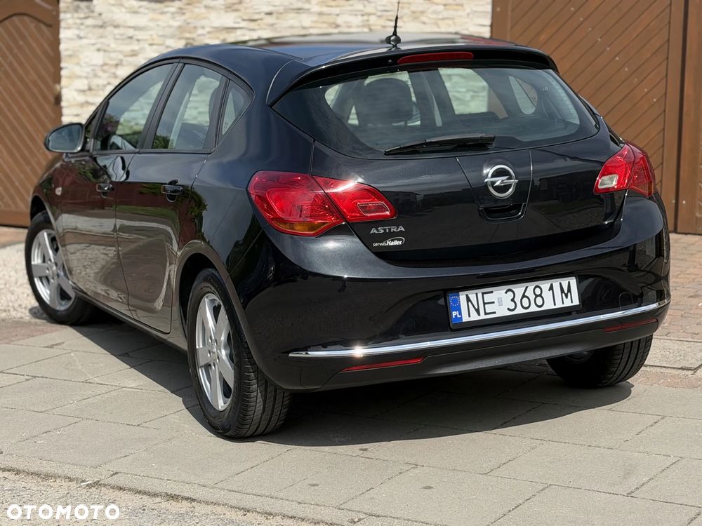 Opel Astra - 4