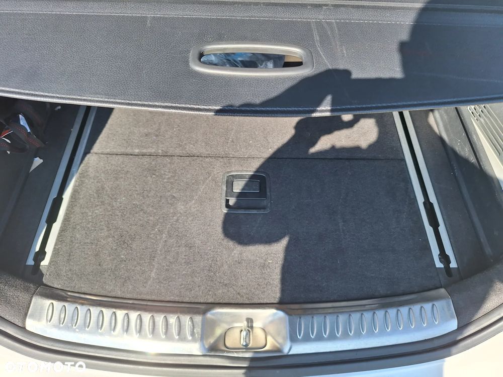 Hyundai i40 Kombi blue 1.7 CRDi DCT Premium - 7