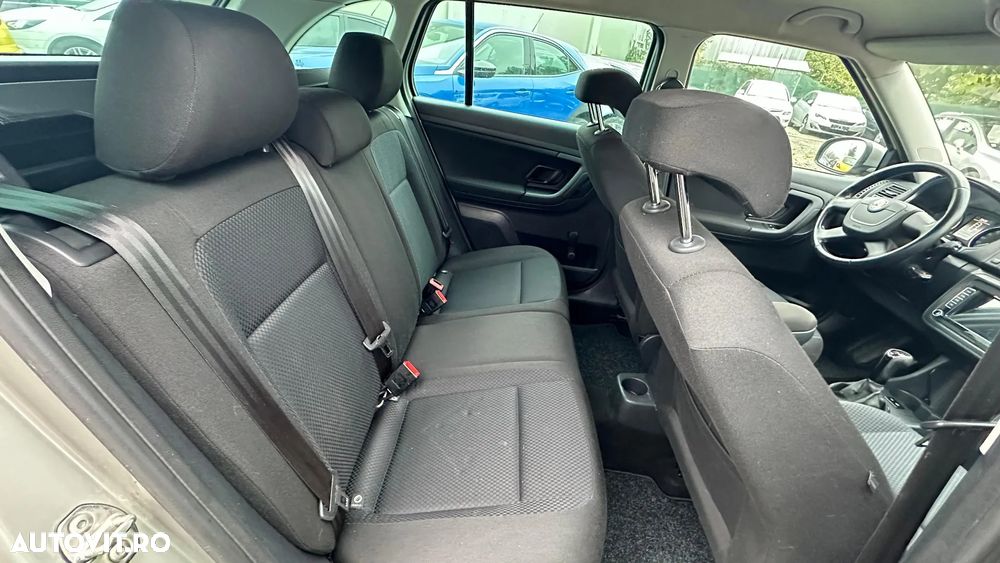 Skoda Fabia 1.2 TSI Ambiente - 24