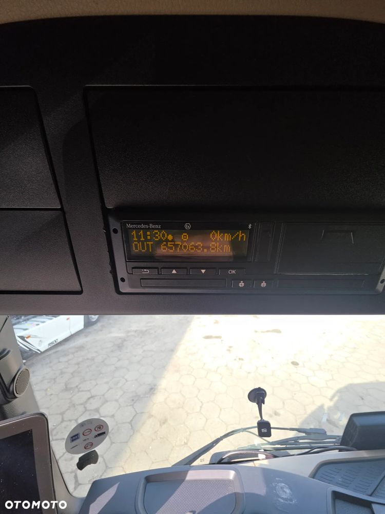 Mercedes-Benz 1845 - 19