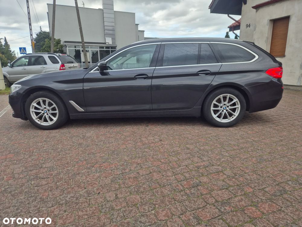 BMW Seria 5 520d M Sport Edition - 2