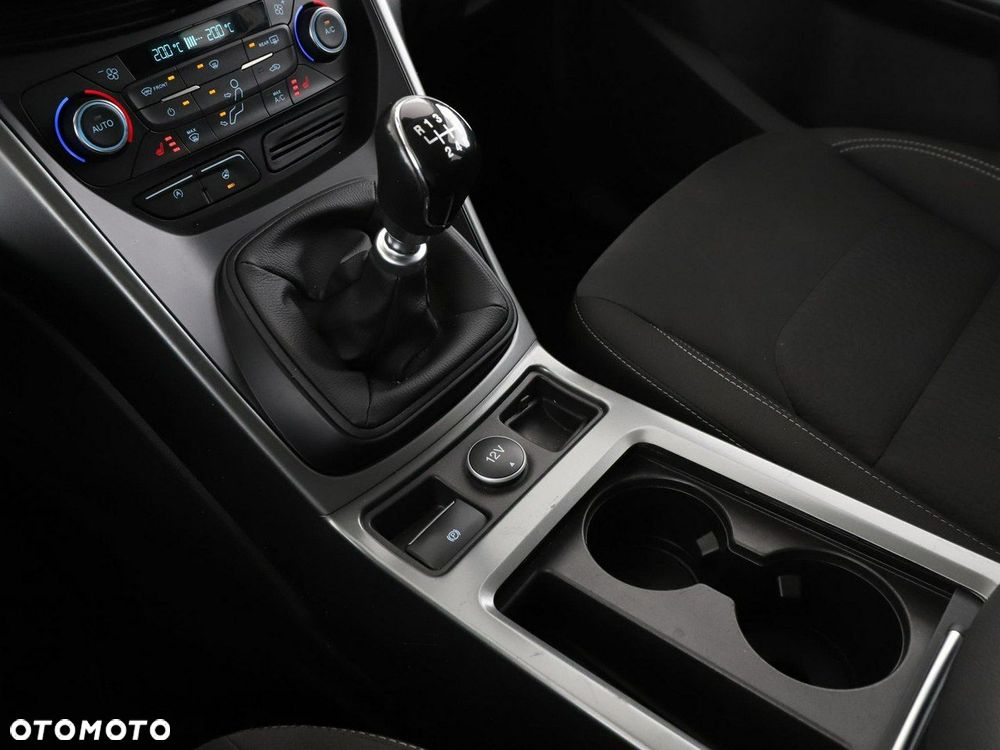 Ford Kuga 1.5 EcoBoost 2x4 Cool & Connect - 28