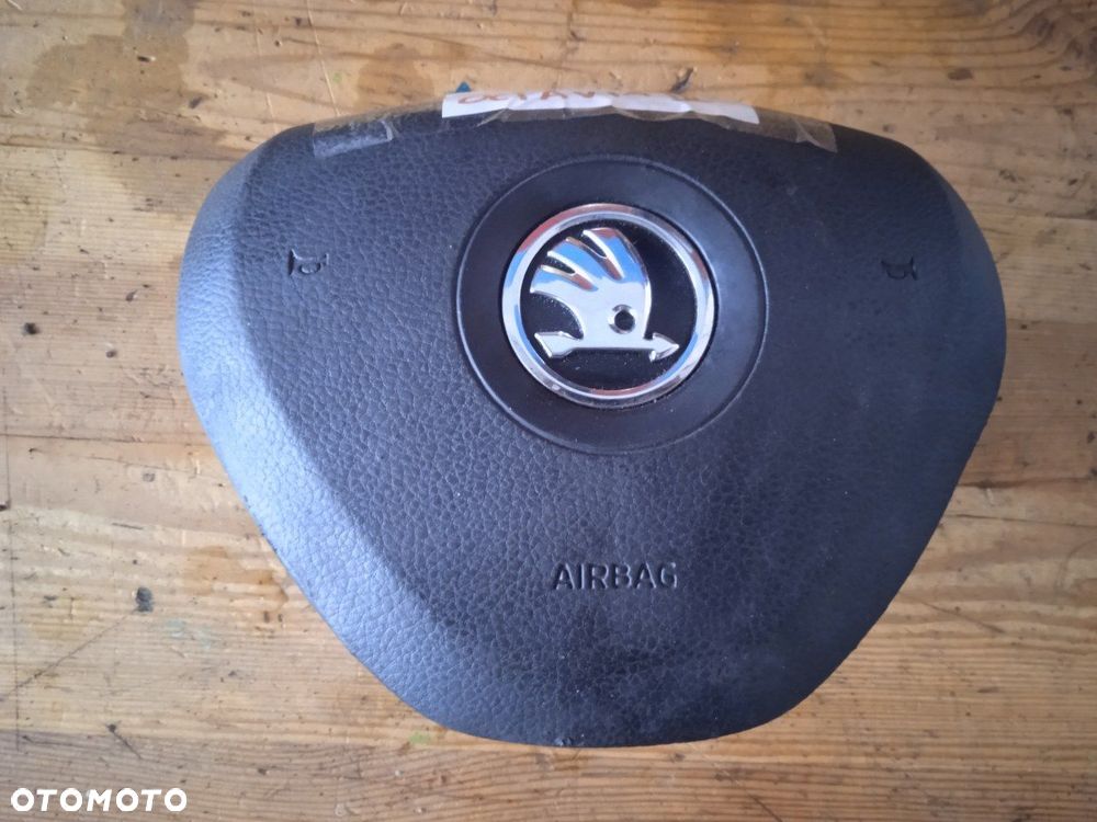 Poduszka Airbag Kierowcy Skoda Octavia III 5E0880201 - 1