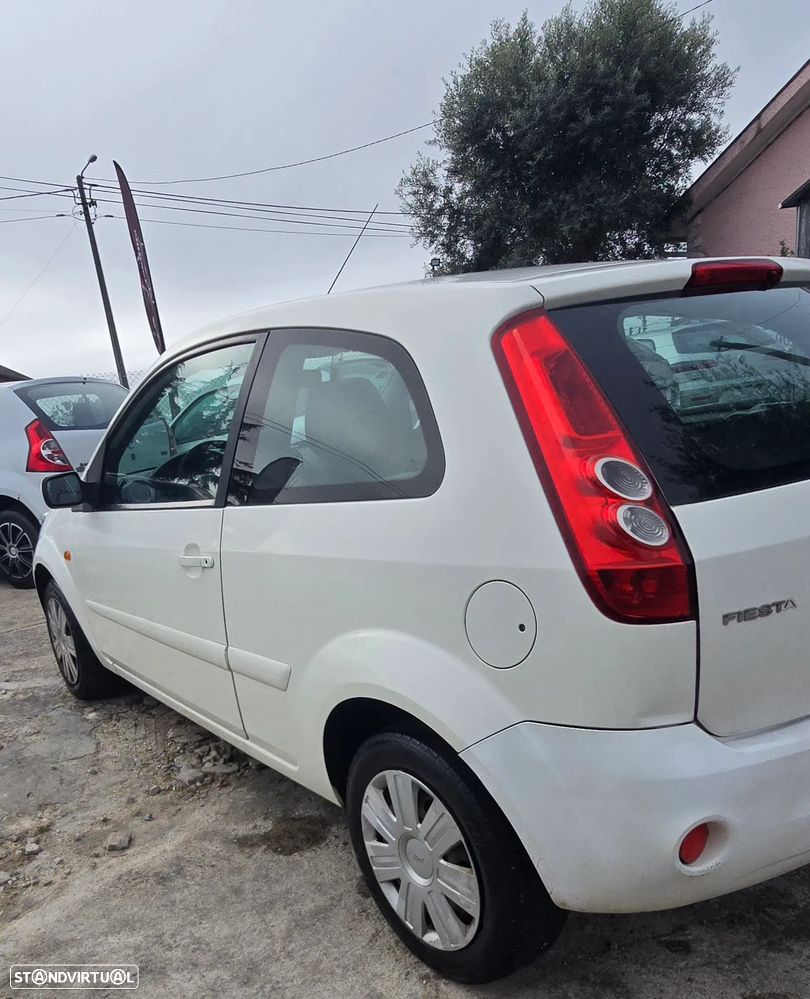 Ford FIESTA VAN - 5