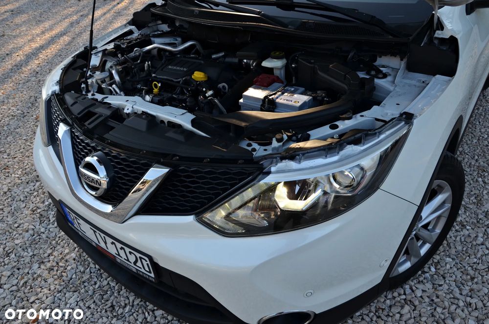 Nissan Qashqai 1.6 DCi 4x4 Tekna - 9