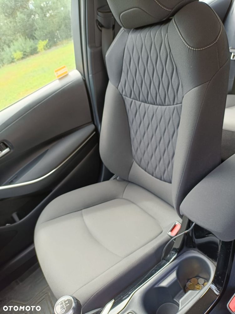 Toyota Corolla 1.5 Comfort - 22