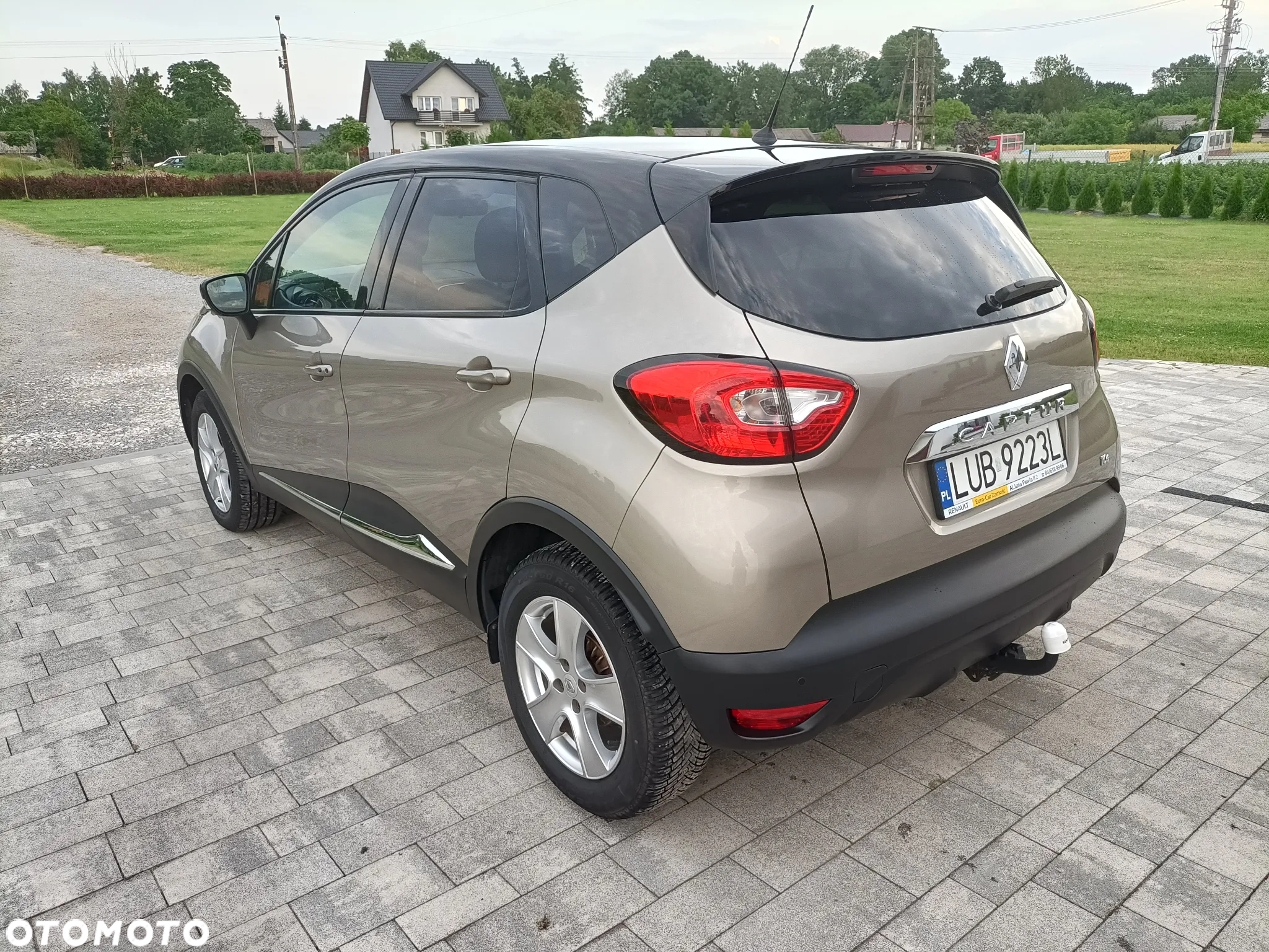 Renault Captur - 11