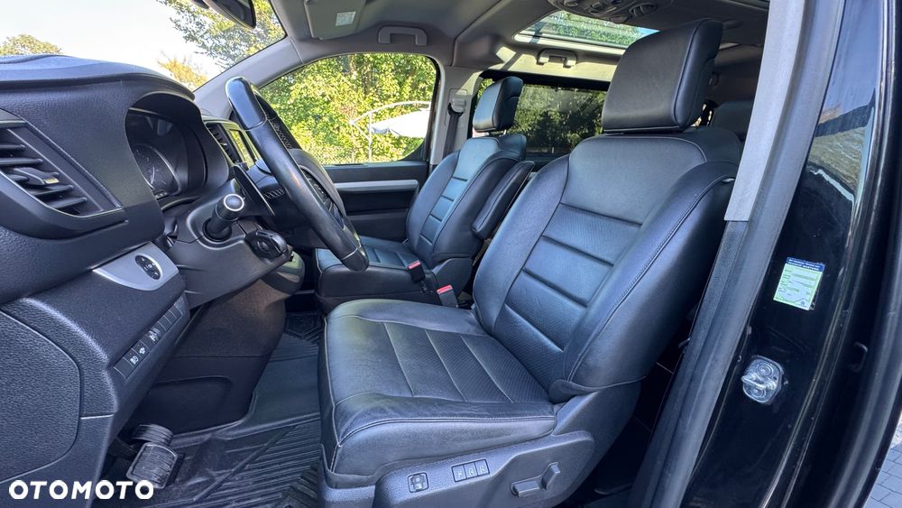 Peugeot Traveller L1 2.0 EAT8 Business - 36