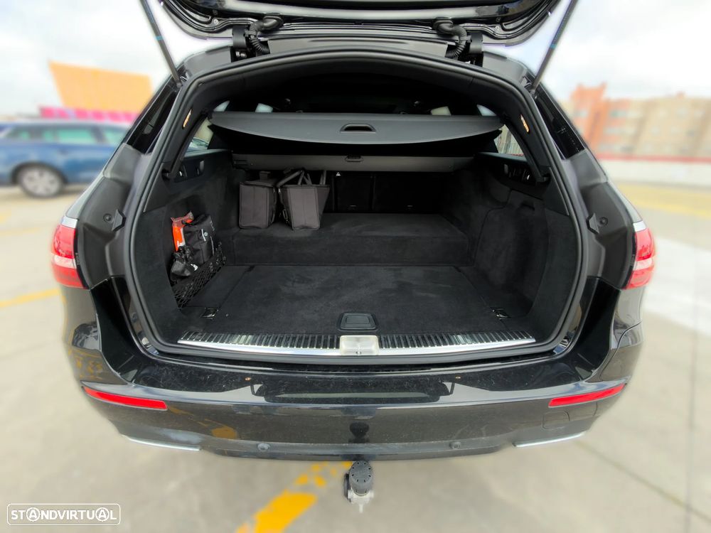 Mercedes-Benz E 300 - 10