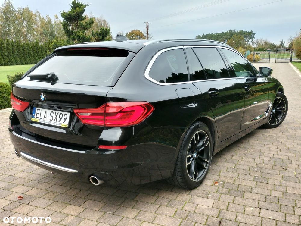 BMW Seria 5 520d Touring Luxury Line - 13