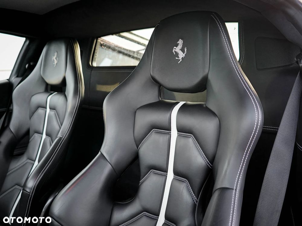 Ferrari 458 Italia - 18