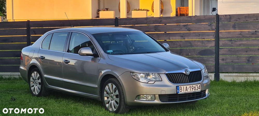 Skoda Superb 1.8 TSI Elegance - 2