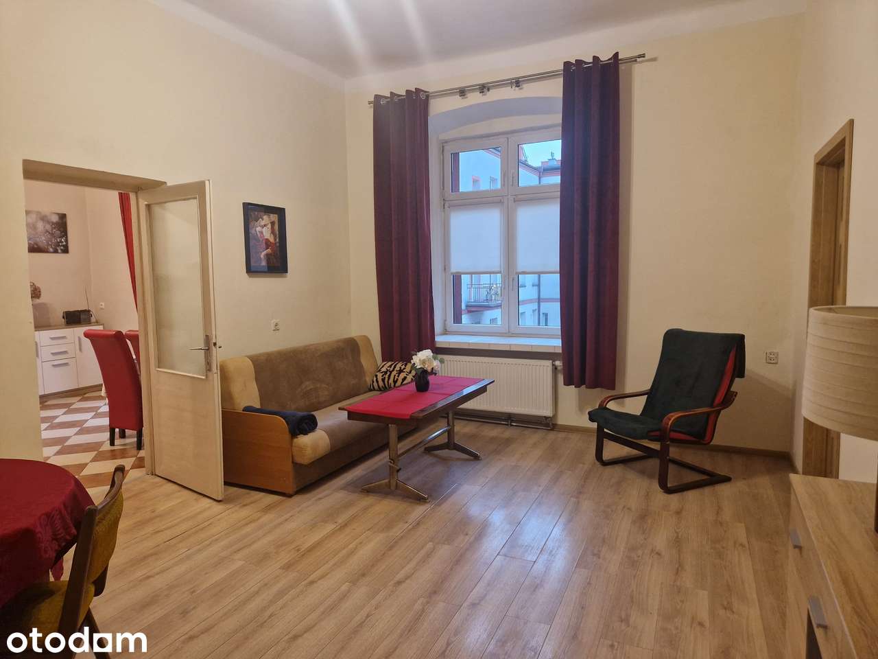 M3 do zamieszkania, w kamienicy, ścisłe centrum, ul. Piłsudskiego.