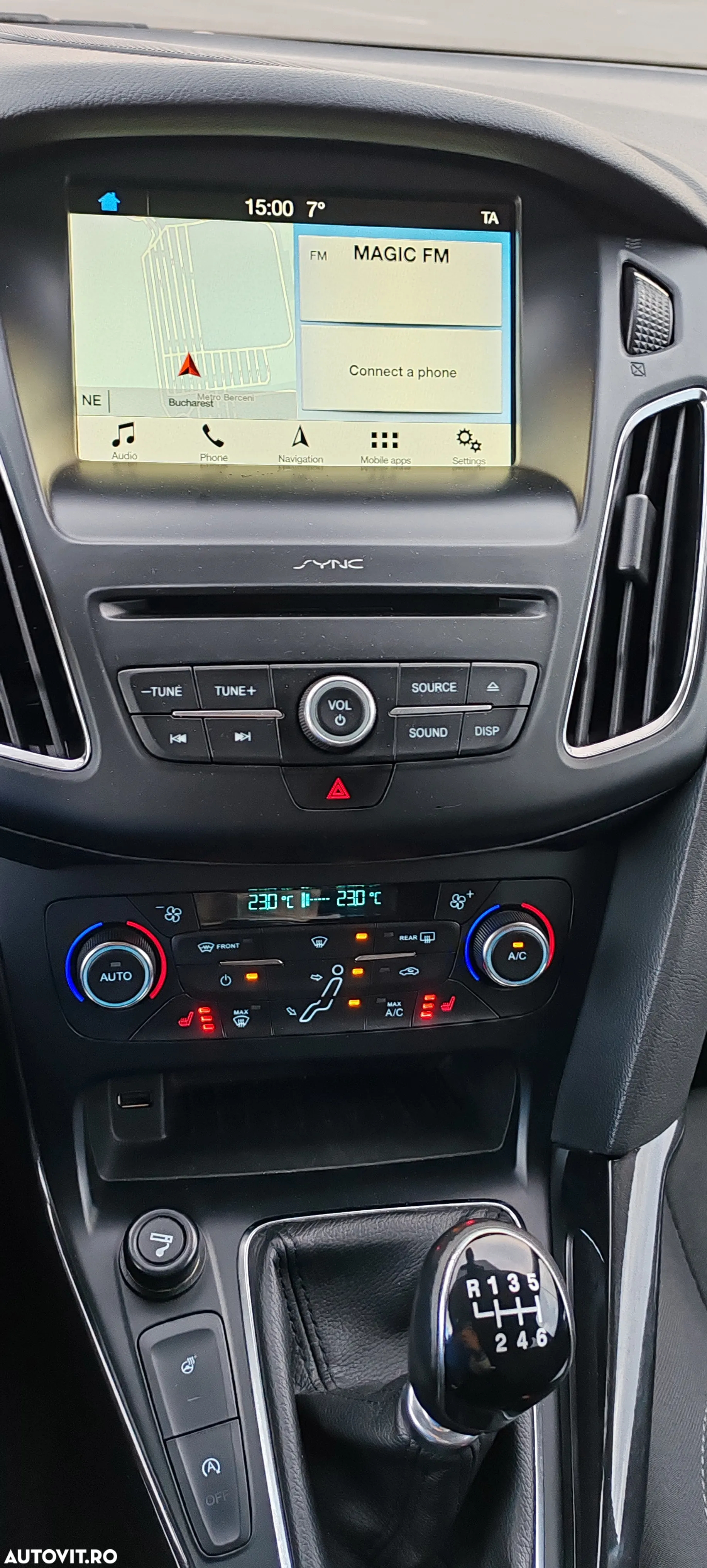 Ford Focus 1.0 EcoBoost Titanium - 6