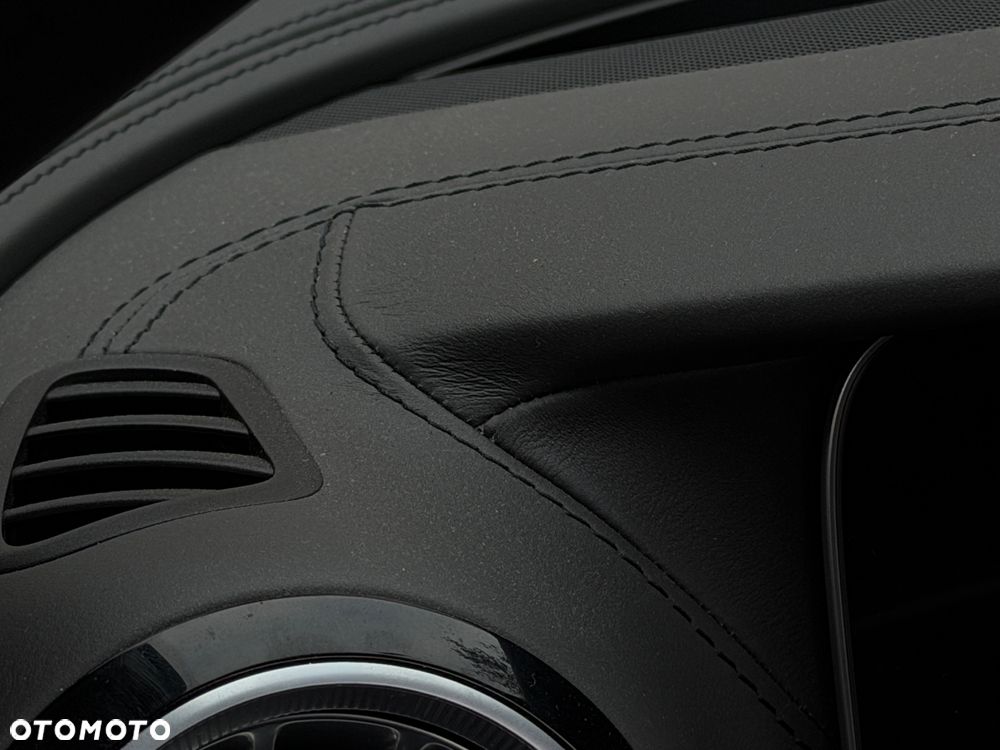 Mercedes-Benz Klasa E 220 d 4-Matic 9G-TRONIC - 31