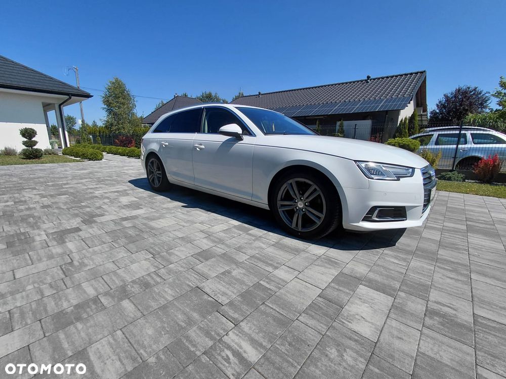 Audi A4 Avant 2.0 TDI - 4