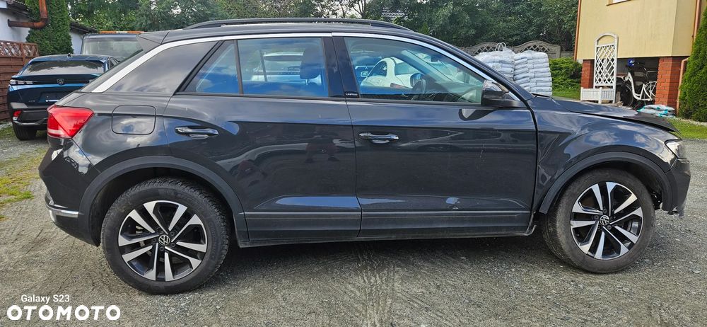 Volkswagen T-Roc - 19