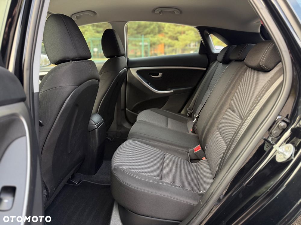 Hyundai i30 1.4 Comfort - 16