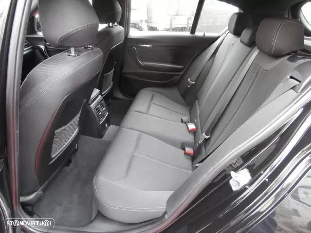 BMW 116 d Aut. Sport Line - 24