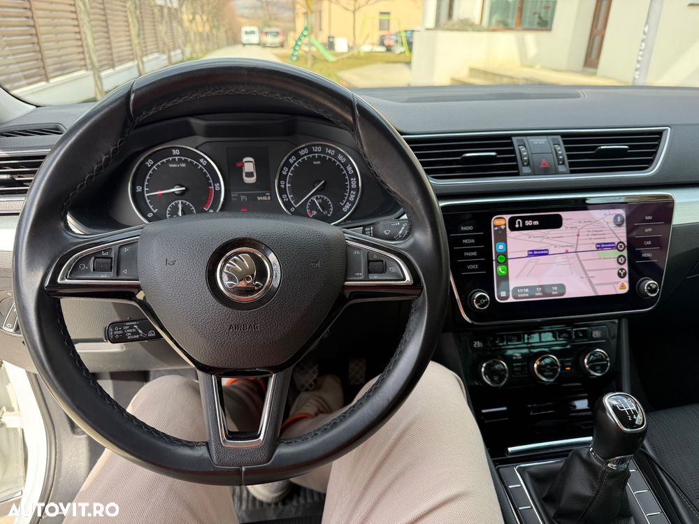 Skoda Superb 2.0 TDI Ambition - 10