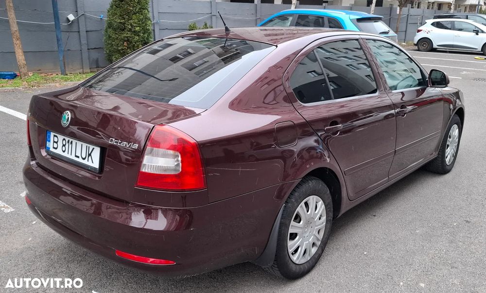 Skoda Octavia 1.6 TDI Ambiente - 3