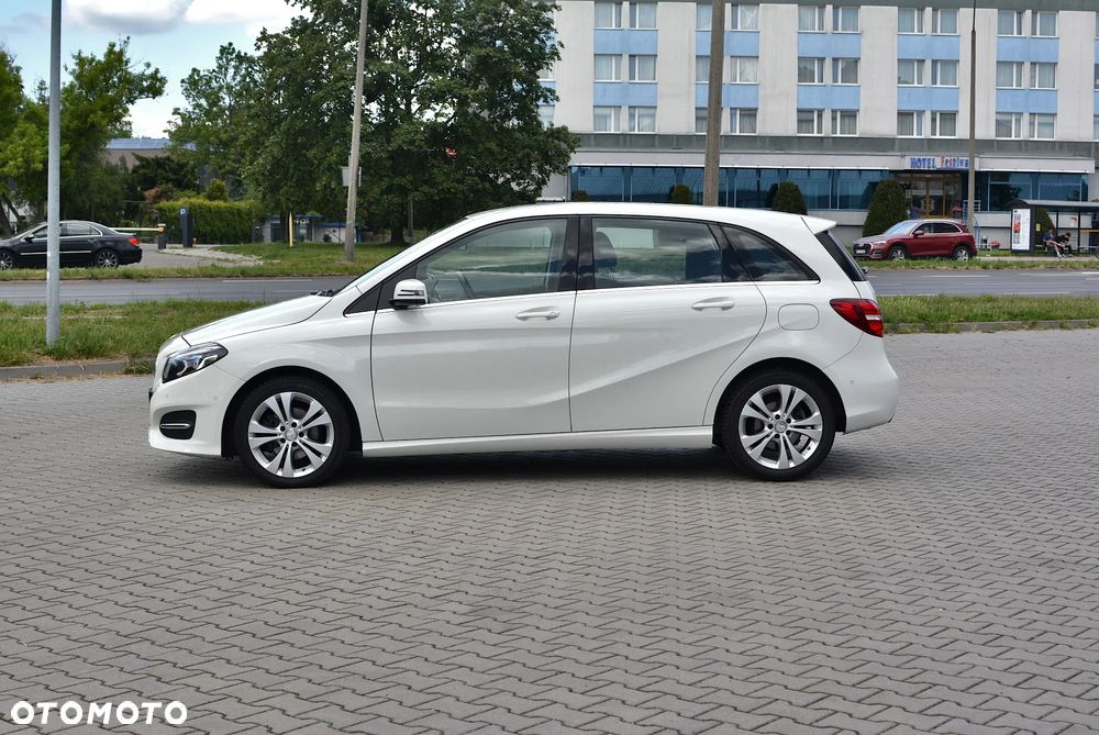 Mercedes-Benz Klasa B 200 7G-DCT Urban - 3