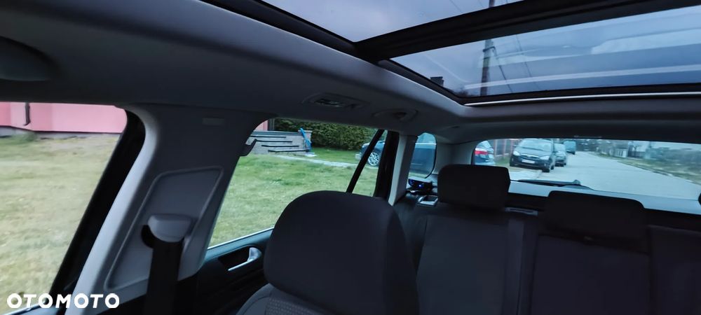 Volkswagen Golf 1.6 TDI DPF Highline - 2