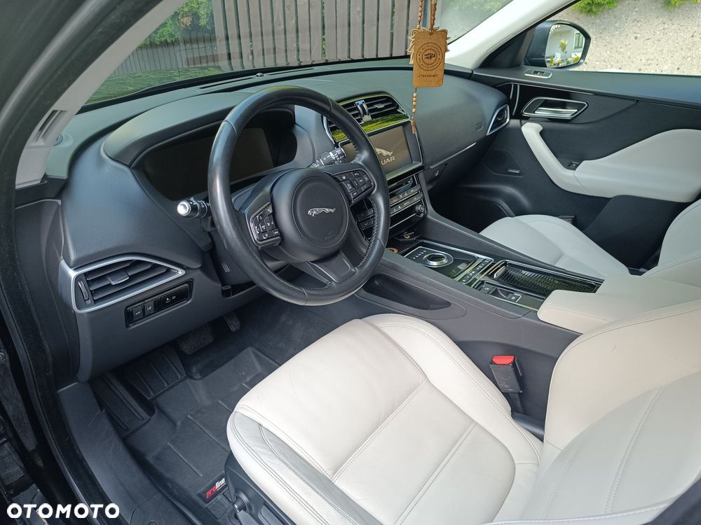 Jaguar F-Pace 2.0 i4D RWD Prestige - 22
