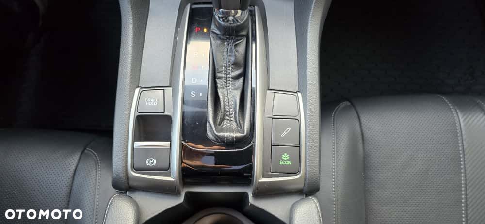 Honda Civic 1.5 T Prestige (Navi) - 32