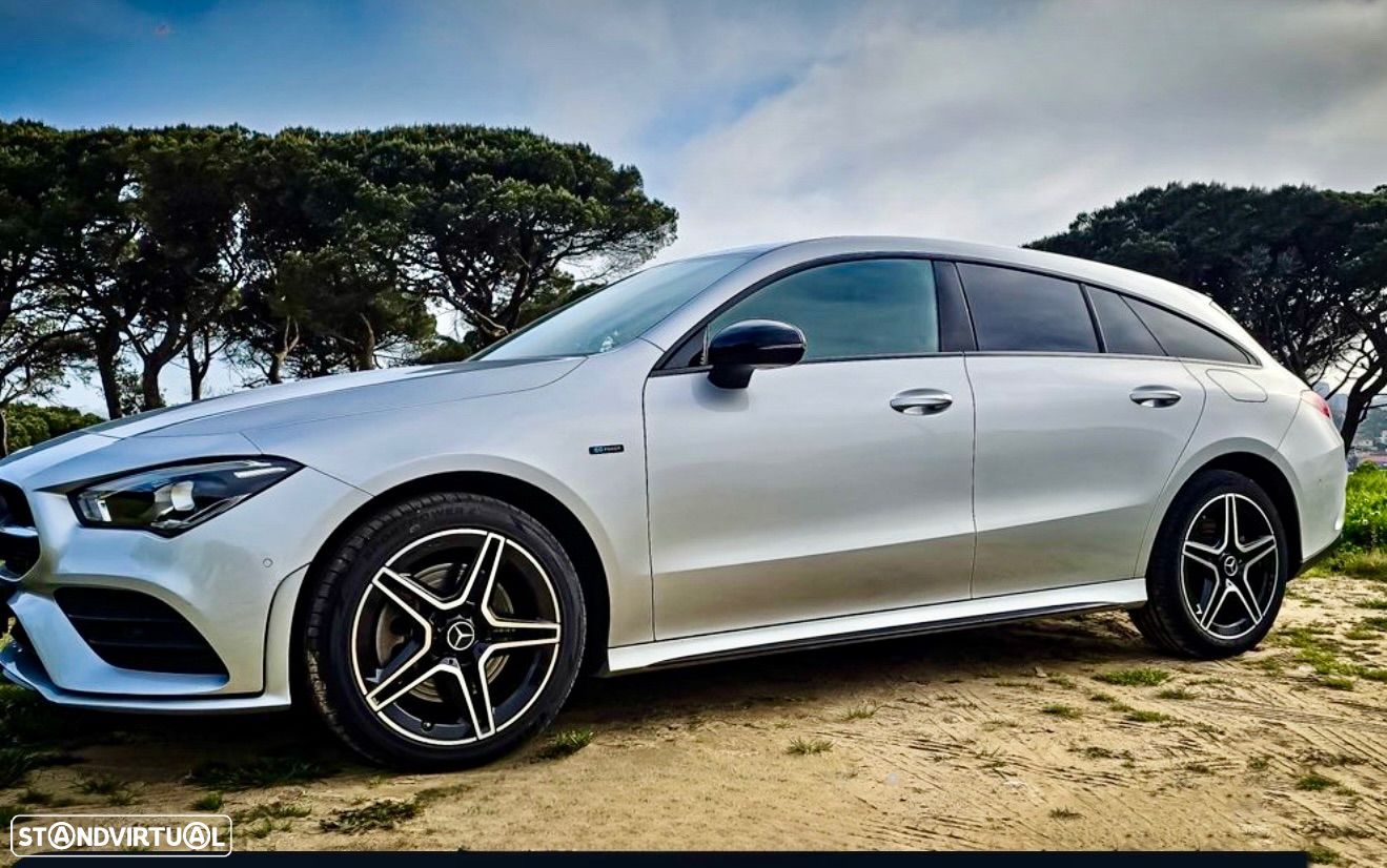Mercedes-Benz CLA 250 e Shooting Brake AMG Line - 1