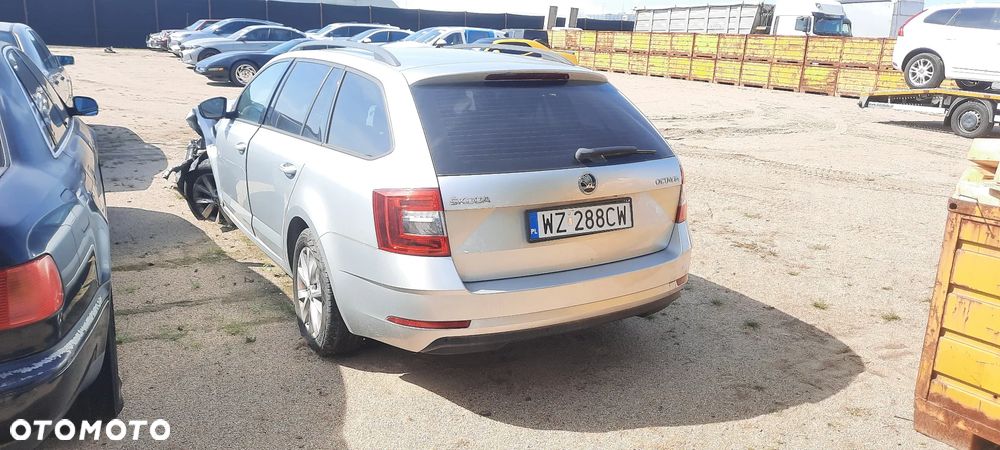 Skoda Octavia 2.0 TDI Ambition - 4