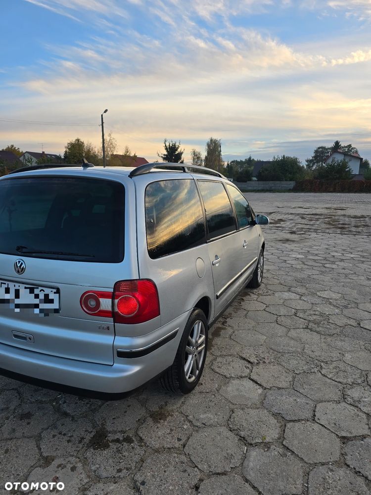 Volkswagen Sharan 2007 photo 5