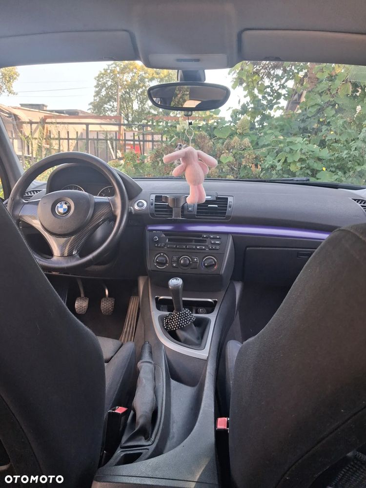 BMW Seria 1 - 27