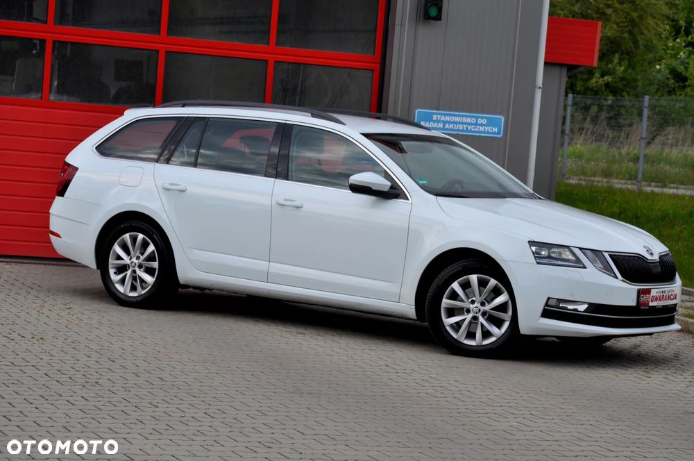 Skoda Octavia 2.0 TDI Edition DSG - 8