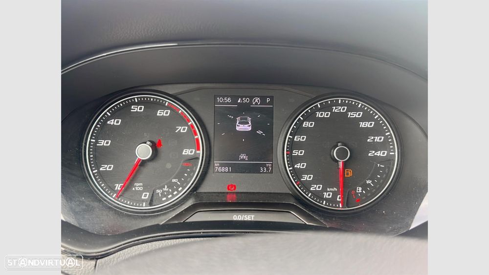 SEAT Arona - 15