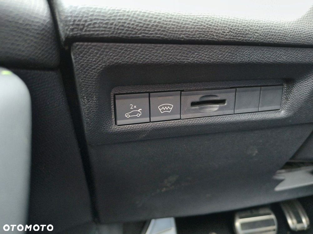 Peugeot 308 - 14