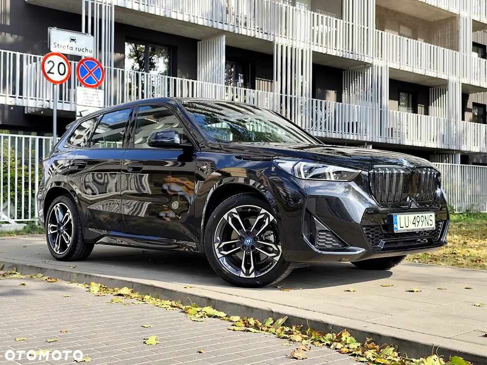 BMW iX1 xDrive30 66.5kWh M Sport - 2