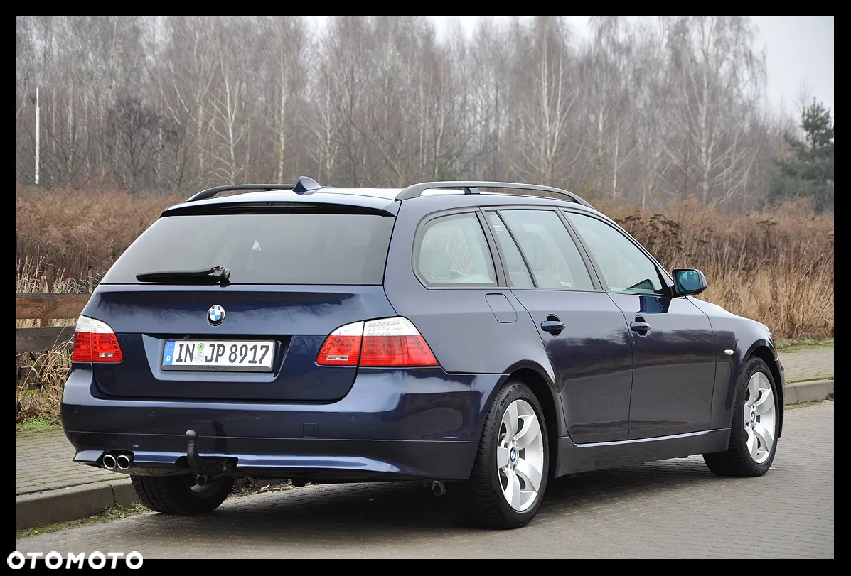 BMW Seria 5 525xi Touring Edition Lifestyle - 18