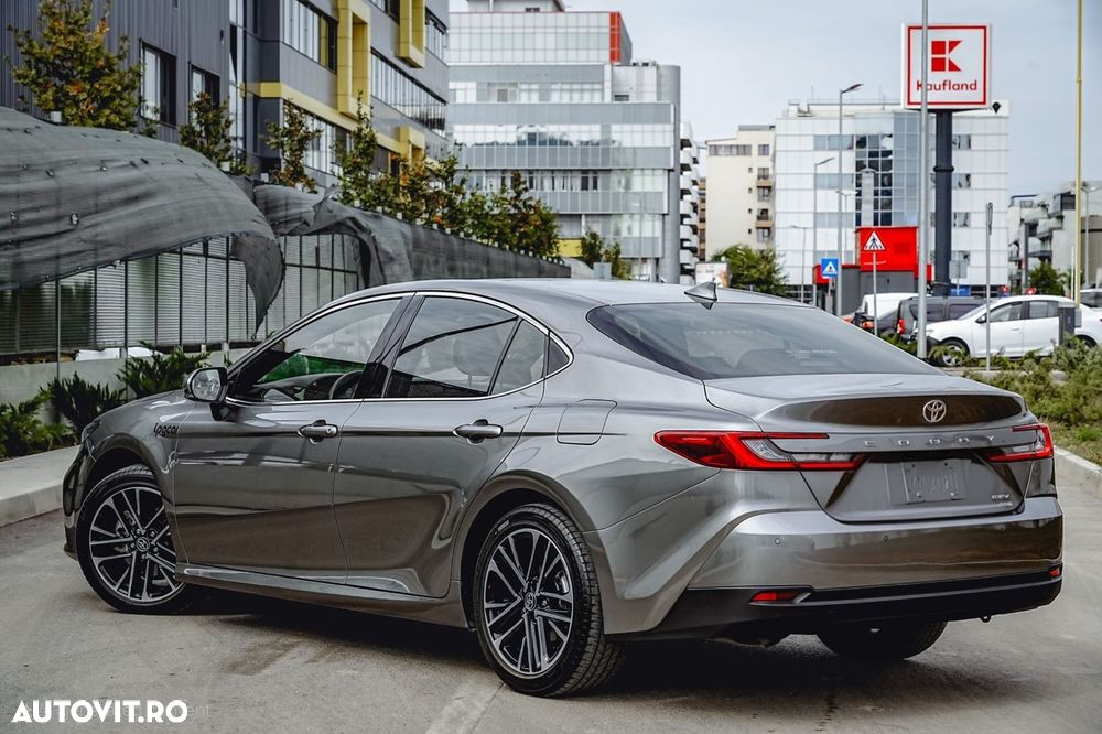 Toyota Camry 2.5 Hybrid Exclusive - 5