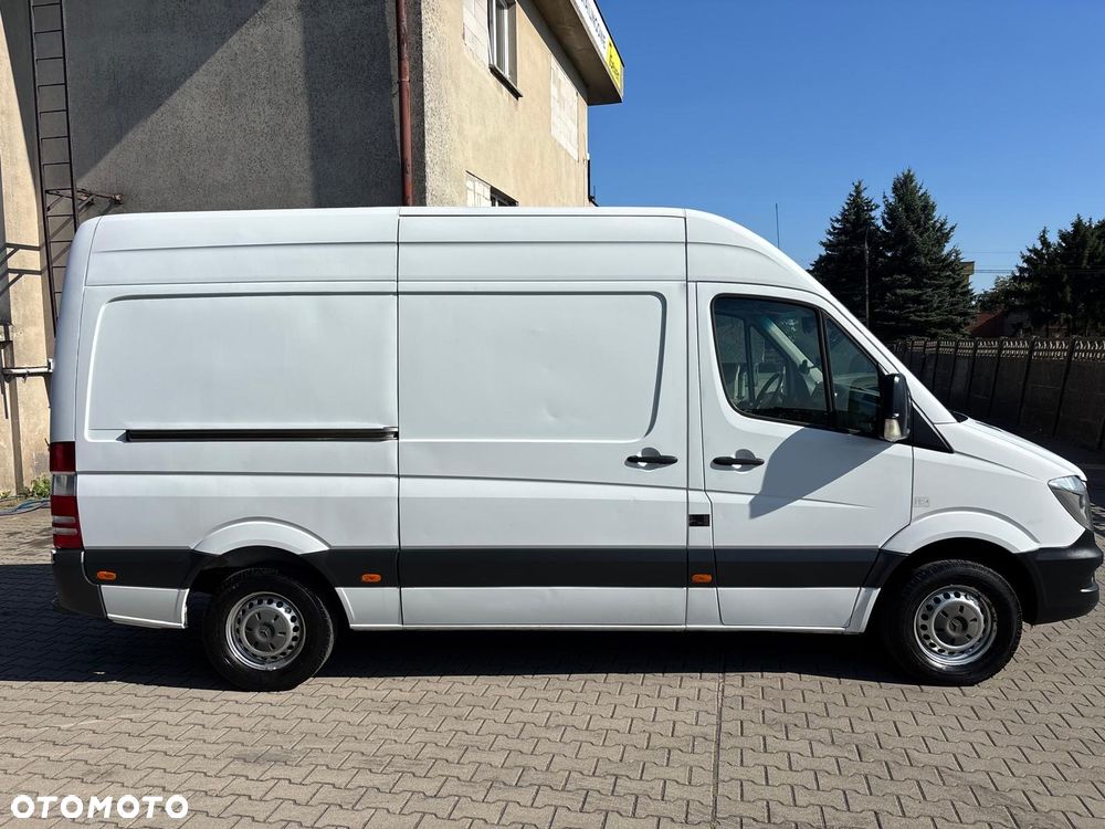 Mercedes-Benz SPRINTER - 10