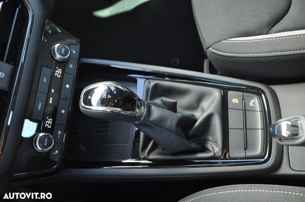 Skoda Kamiq 1.0 TSI DSG Selection - 28