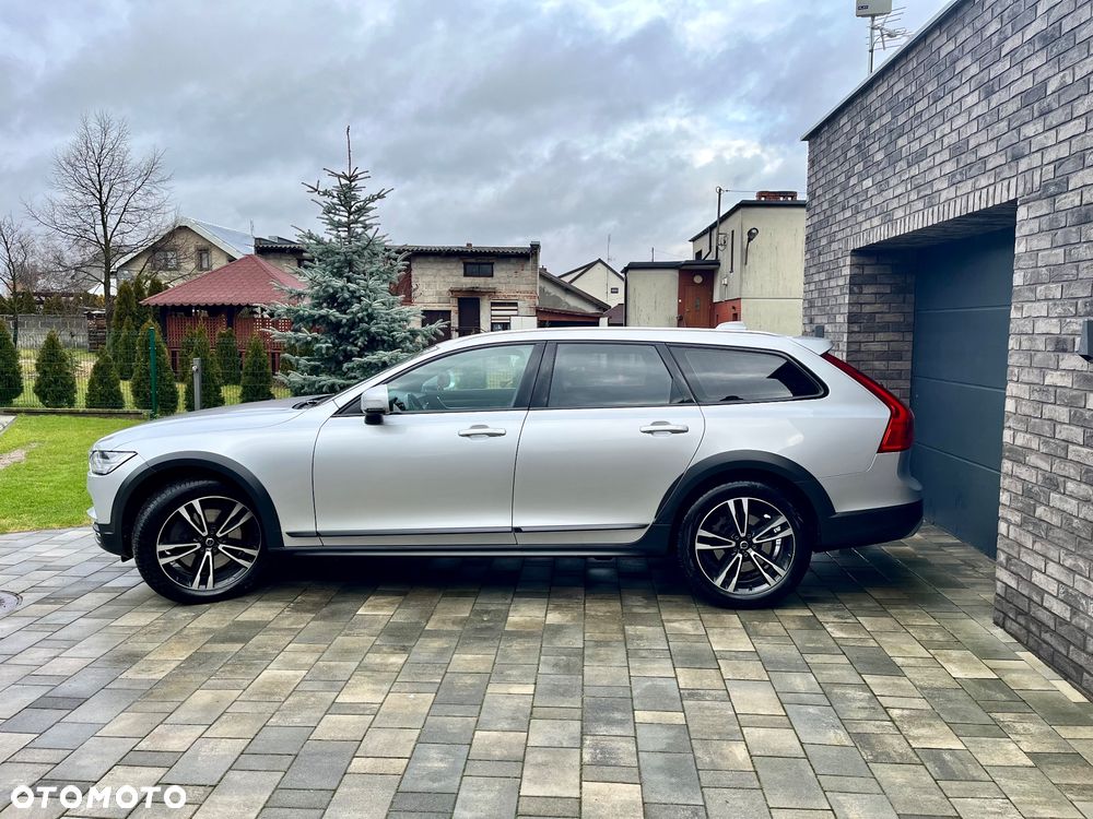 Volvo V90 Cross Country D4 SCR AWD Pro - 5