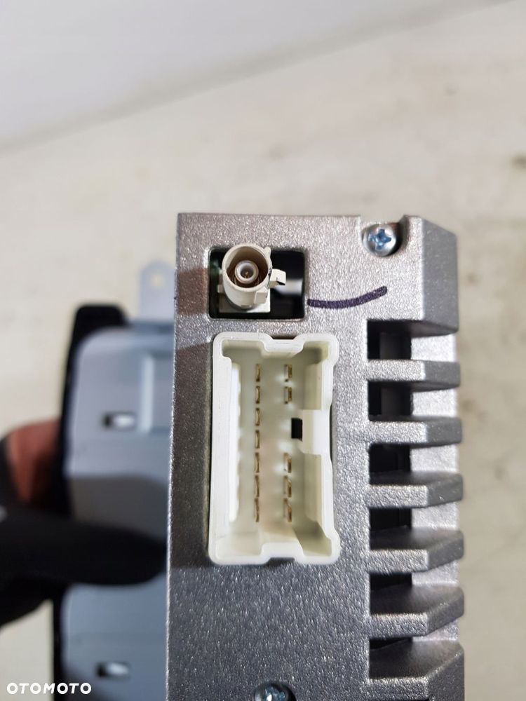 radio radioodtwarzacz cd 281155216r dacia duster i dokker bez kodu - 9